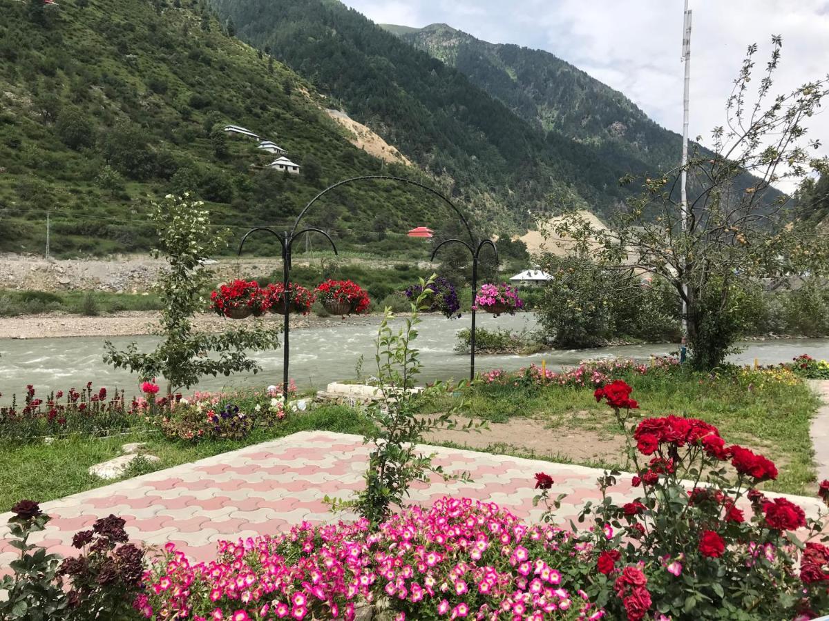 Parhena Cottages Bella Naran Buitenkant foto